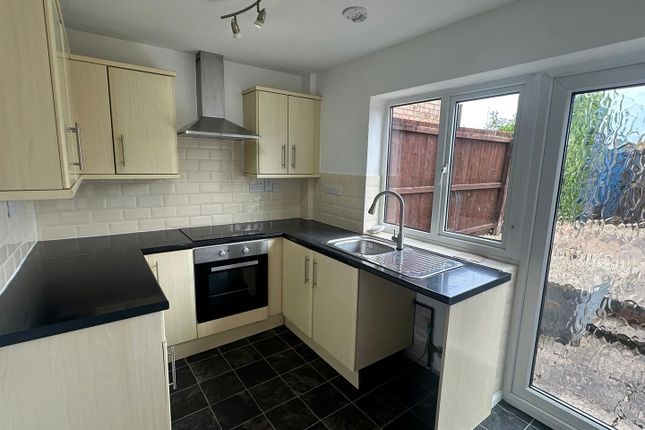 47, Withies Close, Hereford photo 4