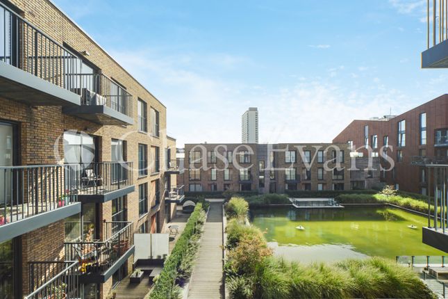 Flat for sale in Royal Victoria Gardens, Marine Wharf, Surrey Quays