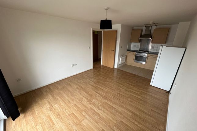 Flat to rent in Lower Hall Street, St. Helens