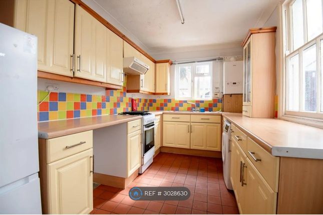 Alexandra Road, Wellingborough photo 5