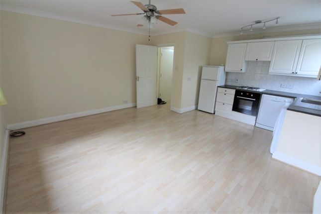 1, Cranbrook Lane, Friern Barnet photo 4