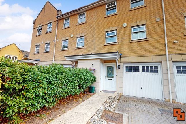 Thumbnail Terraced house for sale in Sparkes Close, Bromley