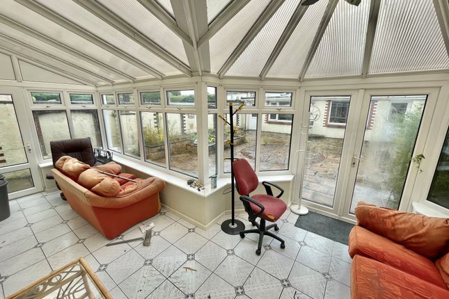 Room 3, Poole photo 5