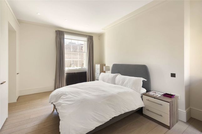 16, Ebury Street, London photo 4