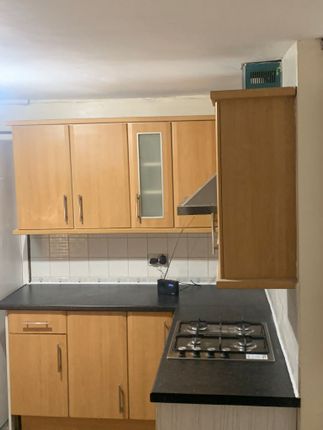 Semi-detached house to rent in Cambridge Street, Walsall
