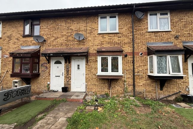 2-bed terraced on 176 Overton Drive, Romford, £280,000