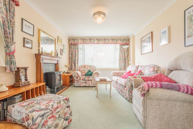 9 Wadeson Way, Warrington photo 4