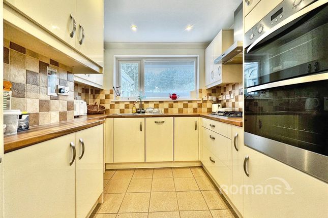 11, Chiltern Road, Berkshire photo 4