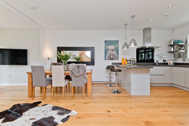 1, Lady Foulis Road, Cupar photo 3