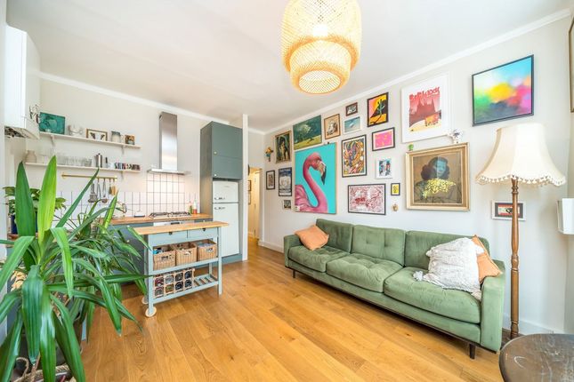 Flat A, 85, Blythe Vale, London photo 4