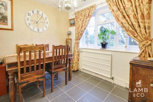 88, Colchester Road, Clacton-On-Sea photo 4