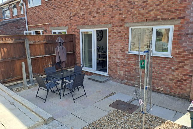 208 Charlton Road, Keynsham, BRISTOL photo 3