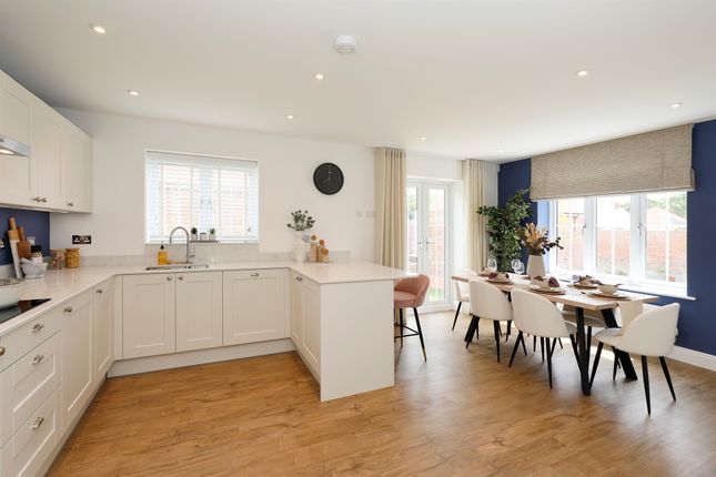 Plot 13, The Red Maple, Moor Hall Park, Battle photo 3