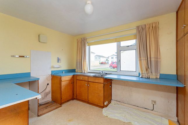 2, Frankfield Crescent, Dunfermline photo 2