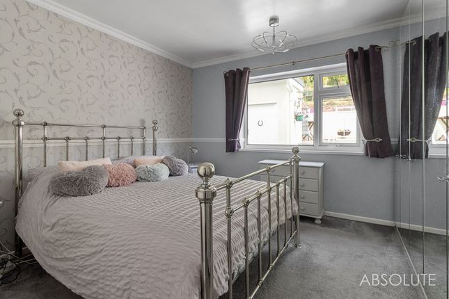 19 Padacre Road, Torquay photo 4