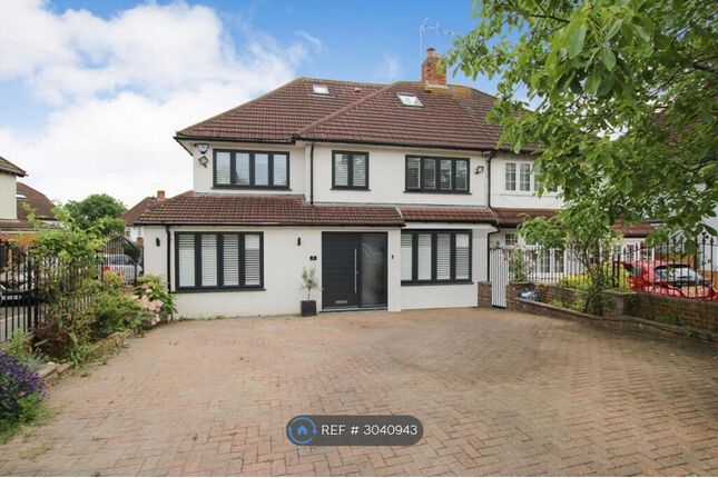 Hillside Avenue, Woodford Green photo 2