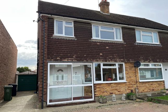 Thumbnail Semi-detached house to rent in Derwent Close, Dartford