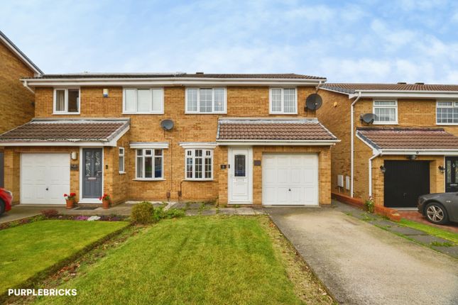 3-bed semi-detached on Medbourne Close, Middlesbrough, £160,000