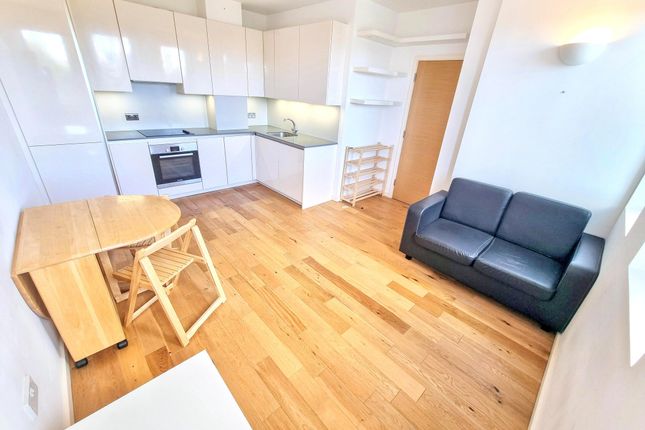 43, Channelsea House, Stratford photo 2