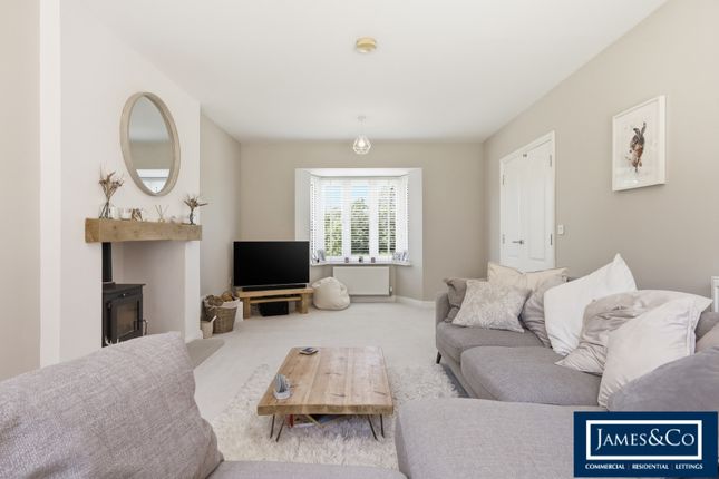 64, Brick Kiln Drive, Dunmow photo 4