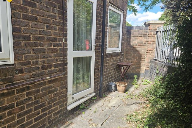 76, Loughborough Park, Brxton photo 2
