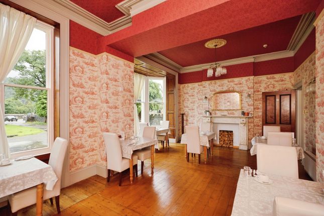 Dolafon Guest House,, High Street, Caernarfon photo 2