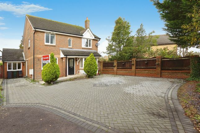 Thumbnail Detached house for sale in Bluebell Close, Kingsnorth, Ashford