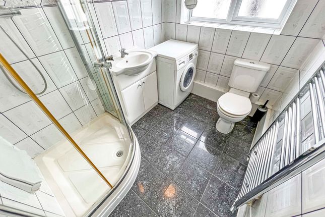 3f Carlton Avenue, Harrow photo 4