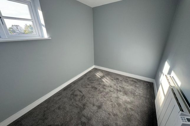 6, Lead Hill, Worksop photo 5