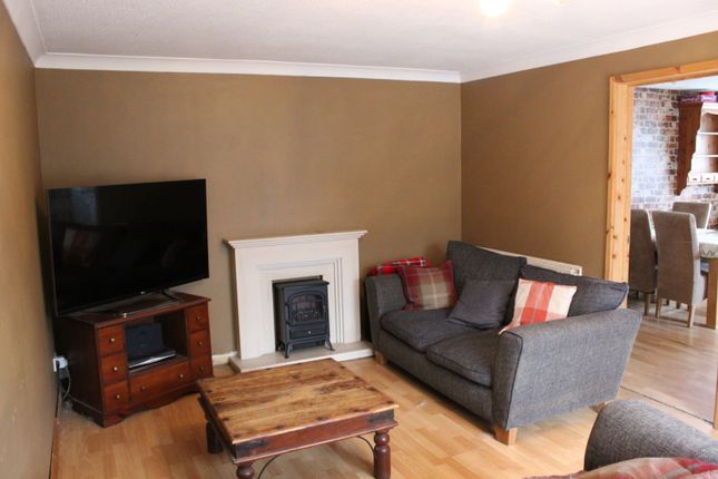11, Lyndhurst Drive, Chelmsford photo 2