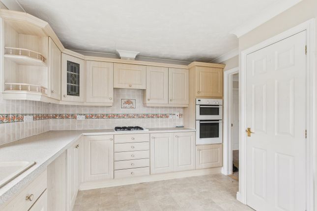 1, Larkspur Close, Downham Market photo 5