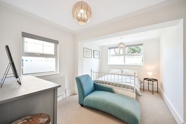 Strafford Road, Twickenham photo 3