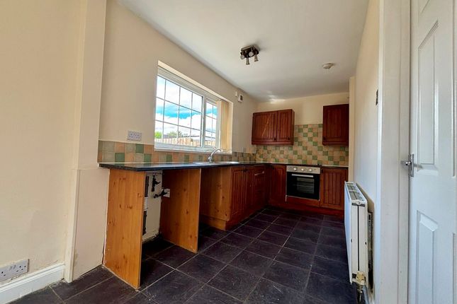 28 Staneway, Leam Lane, Gateshead photo 4