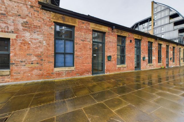 Flat to rent in The Mending Rooms, Salts Mill Road, Shipley BD17