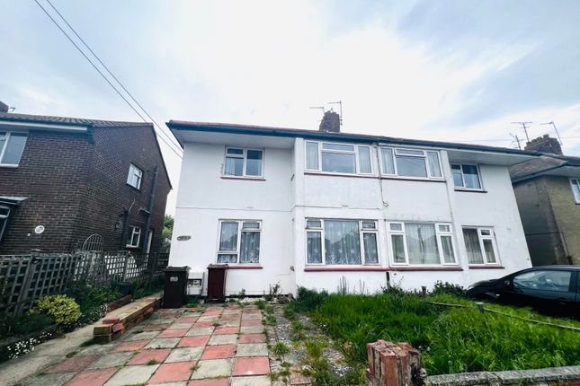 2-bed flat on POLEGATE, £1,200/mo