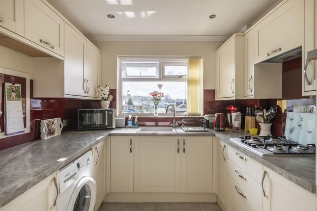 Terraced house for sale in Bysing Wood Road, Faversham