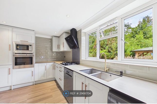 Turners Hill, Hemel Hempstead photo 4