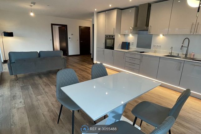 Flat, Dunstan Place Abbey Road, Barking photo 3