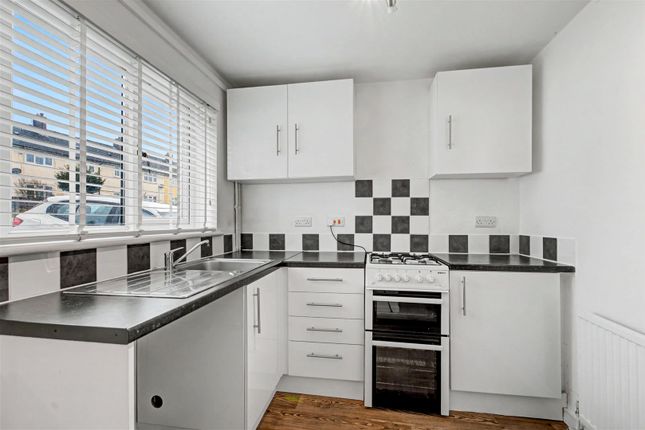12, Clifton Grove, Nottingham photo 5