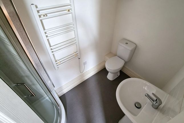 Flat 5 259 Dewsbury Road, Leeds photo 3