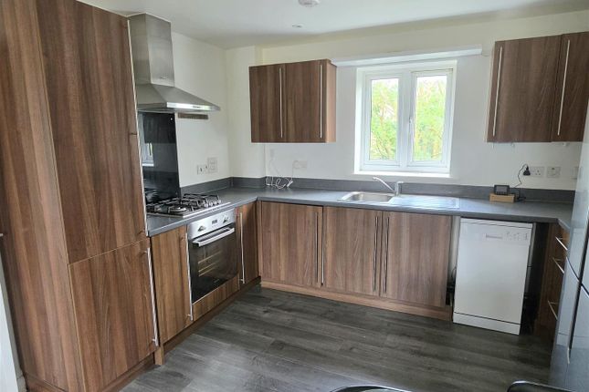 3 Beech House, Nettle Way, Sheerness photo 2