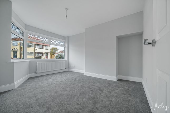 62 Ael-y-Bryn Road, Swansea photo 4