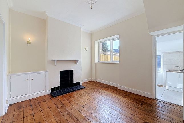 45 Hirwain Street, Cardiff photo 4