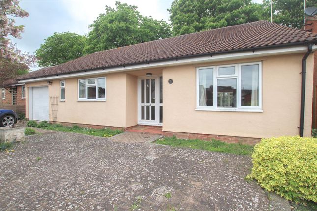 Detached bungalow to rent in Butler Close, Saffron Walden