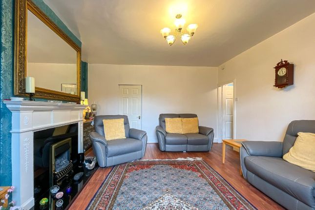 Terraced house for sale in Overthorpe Road, Thornhill Dewsbury, West Yorkshire