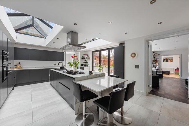 91, Kingsmead Road, London photo 2