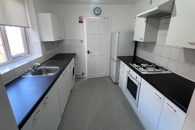 65, Holly Avenue, WALLSEND photo 3