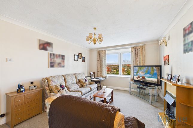 Flat 308, Ashton Garden Court, Lytham St. Annes photo 3