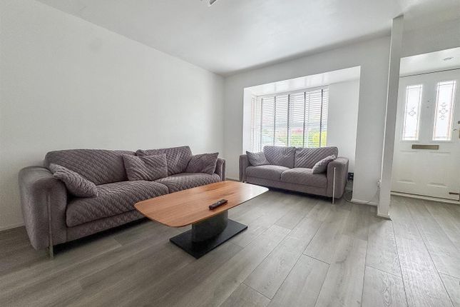 23, Shrewsbury Bow, Weston-super-Mare photo 2