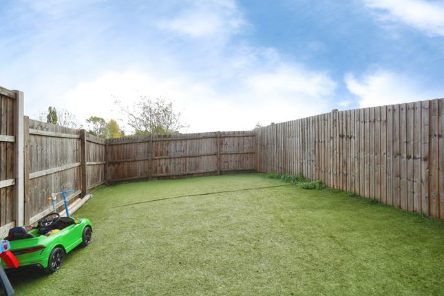 Wainwright Drive, Swadlincote photo 4